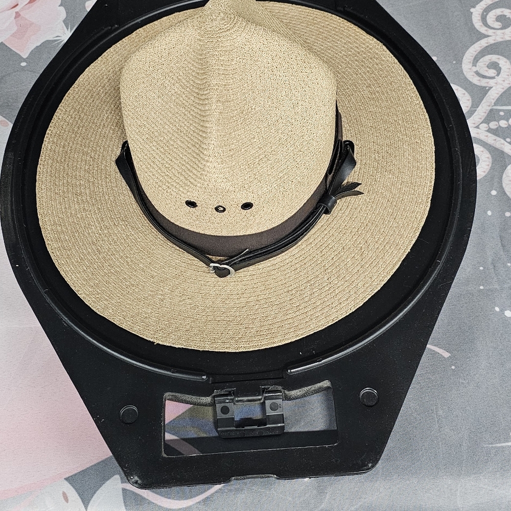 Hat Trap